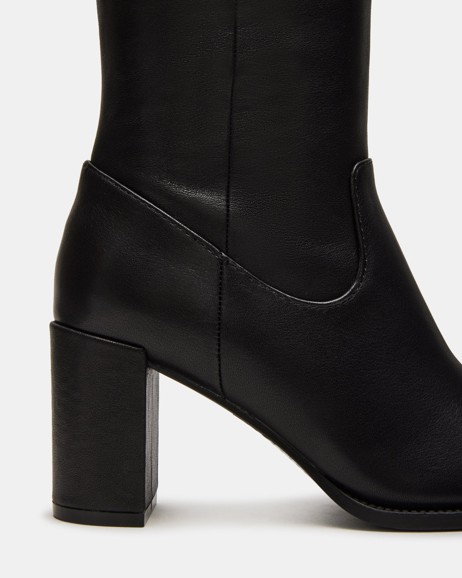 JOVANA BLACK LEATHER - SM REBOOTED